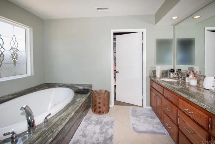 Jetted Tub