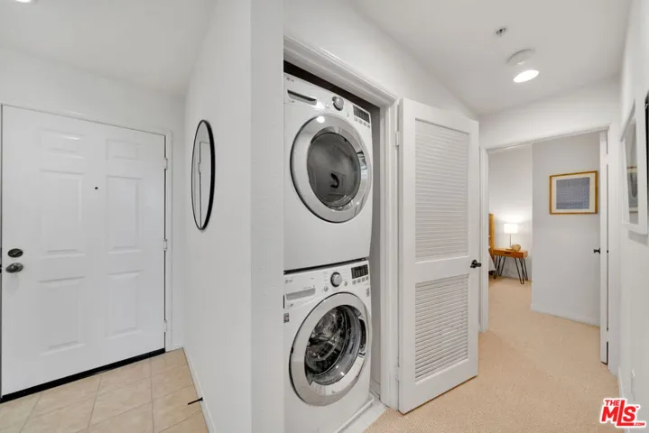 6020 Seabluff Drive 438, Playa Vista, California 90094