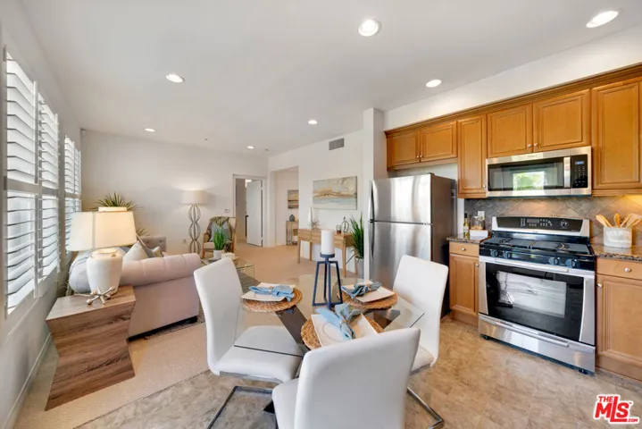 6020 Seabluff Drive 438, Playa Vista, California 90094