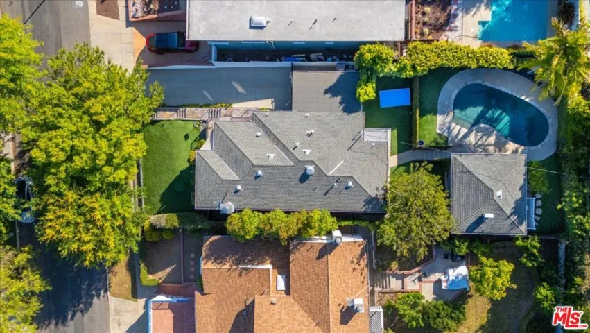14041 Roblar Road, Sherman Oaks, California 91423