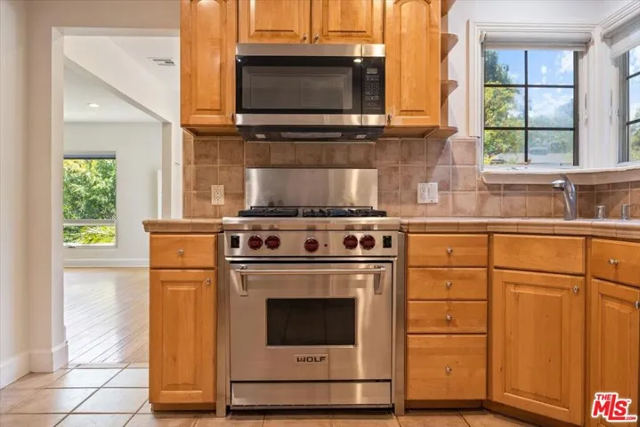 14041 Roblar Road, Sherman Oaks, California 91423