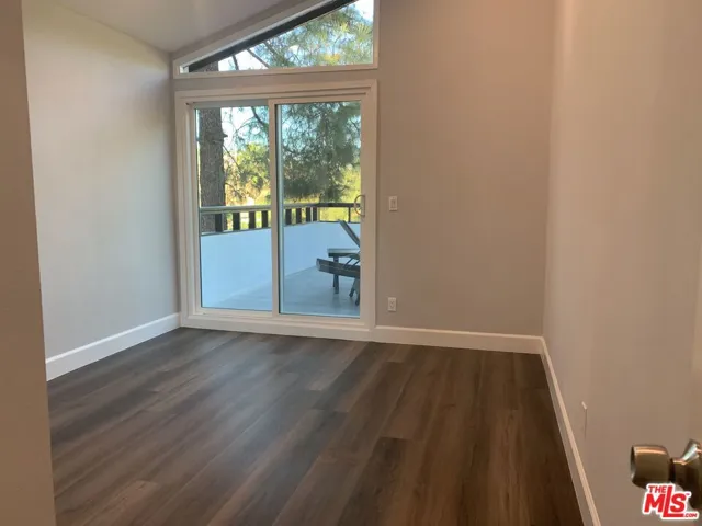 22700 W Flamingo Street, Los Angeles, California 91364