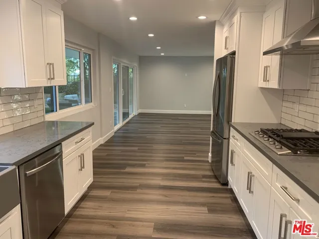 22700 W Flamingo Street, Los Angeles, California 91364