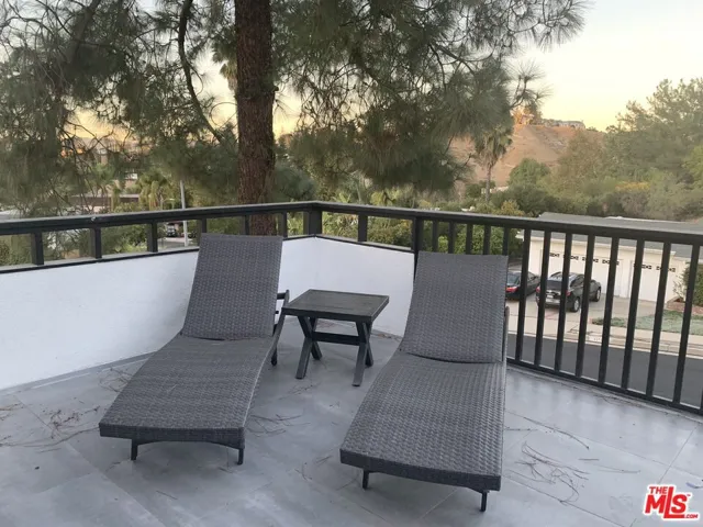 22700 W Flamingo Street, Los Angeles, California 91364