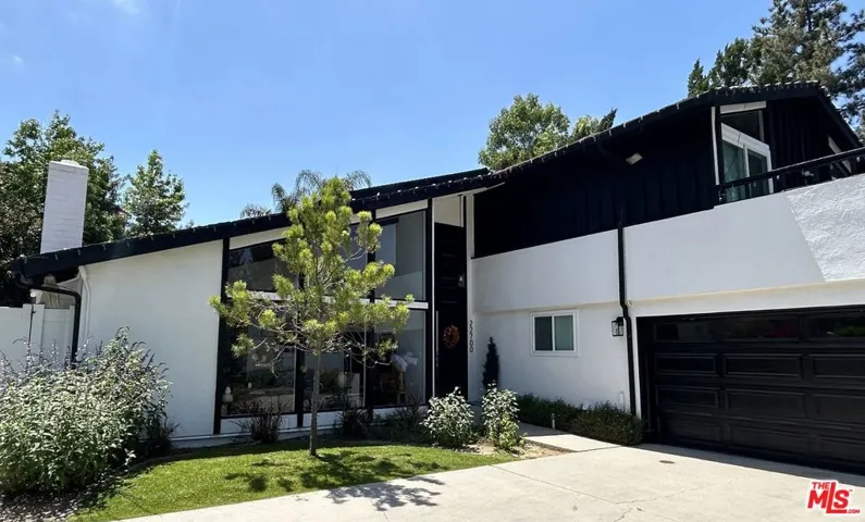 22700 W Flamingo Street, Los Angeles, California 91364