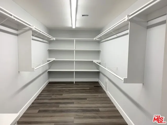 22700 W Flamingo Street, Los Angeles, California 91364