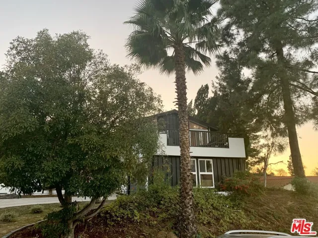 22700 W Flamingo Street, Los Angeles, California 91364