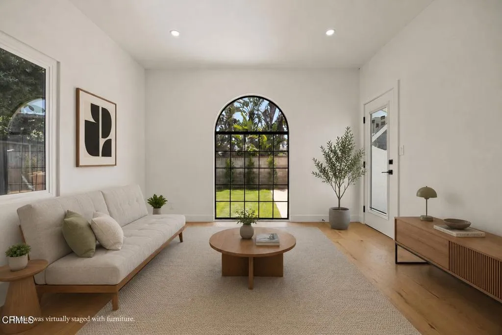 Unit 1 living room. Virtually staged 934
