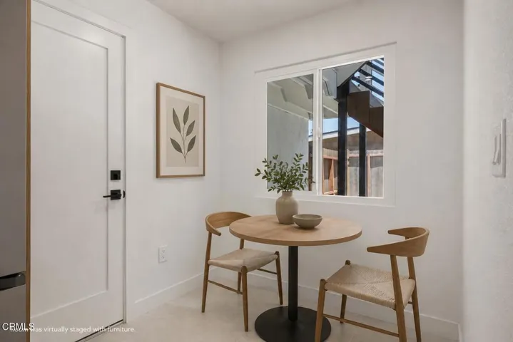 Unit 1 dining nook 934 Sharon Ln