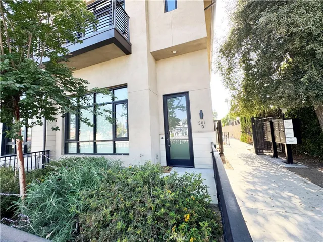 501 N Santa Anita, Arcadia, California 91006