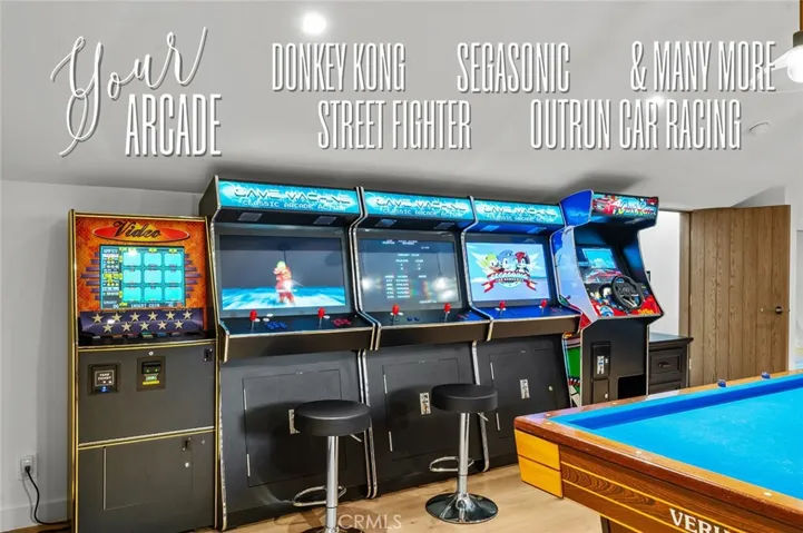 Your Arcade with numerous Old School games