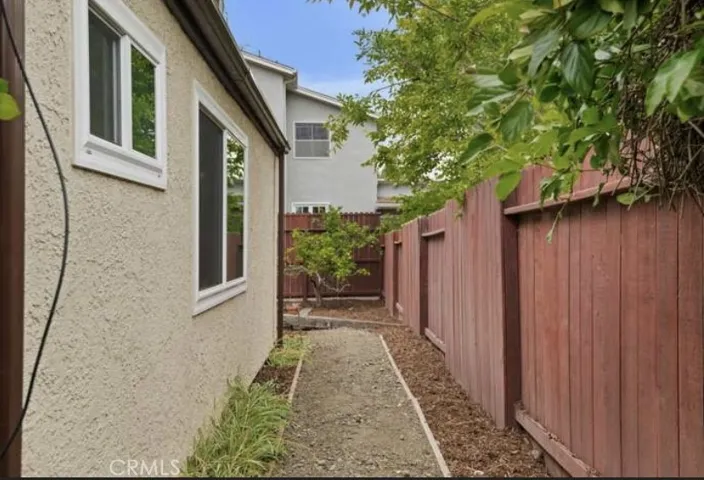 325 Palisades, Santa Barbara, California 93109