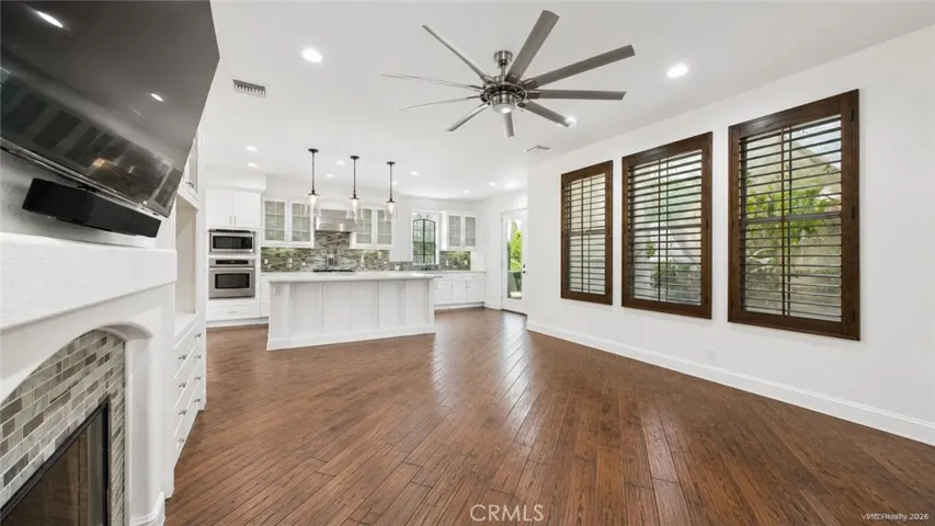 24139 Crescent Court, Valencia, California 91355