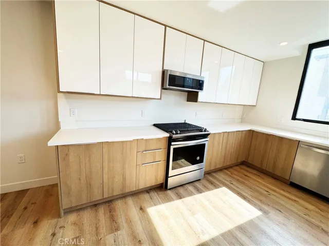 501 N Santa Anita D, Arcadia, California 91006
