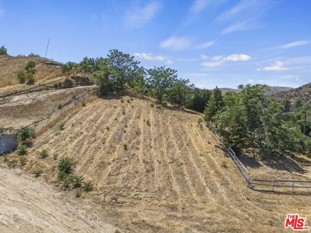 0 Hill St, Val Verde, California 91384