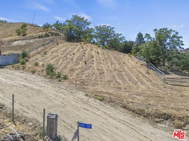 0 Hill St, Val Verde, California 91384