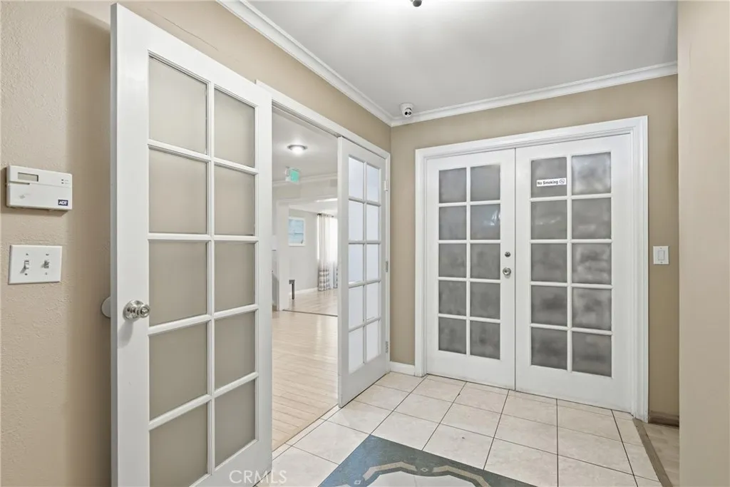gallery-image 2