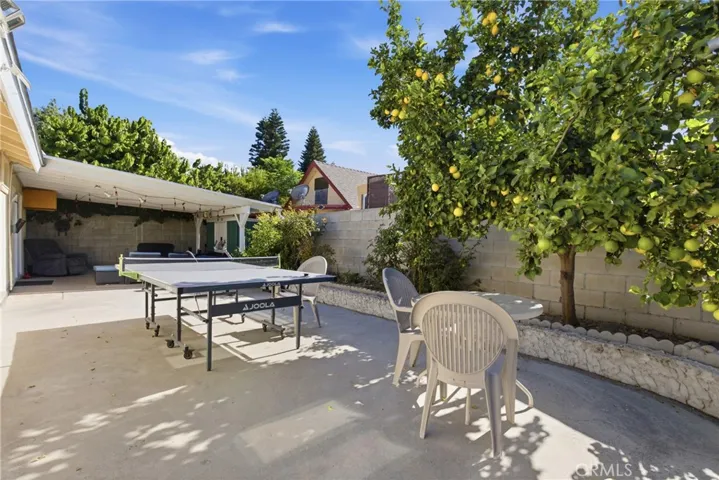 7803 Allott, Los Angeles, California 91402