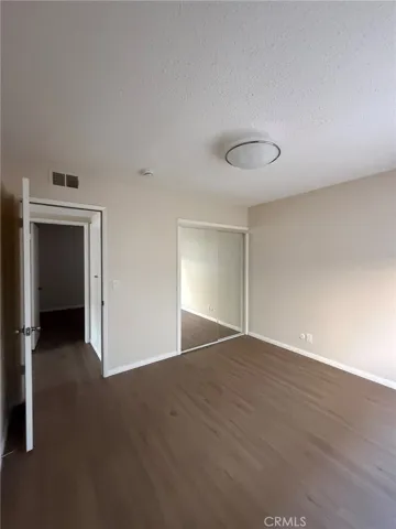Downstairs north bedroom (bedroom1)