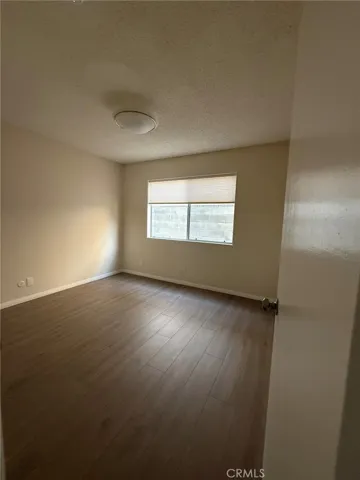 Downstairs north bedroom (bedroom 1)