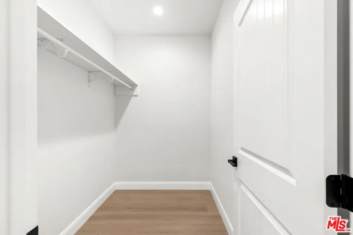 6932 Babcock Avenue, North Hollywood, California 91605