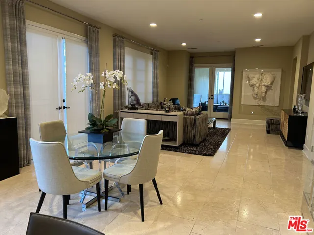 23500 Park Sorrento C33, Calabasas, California 91302