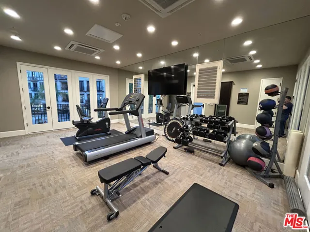 23500 Park Sorrento C33, Calabasas, California 91302