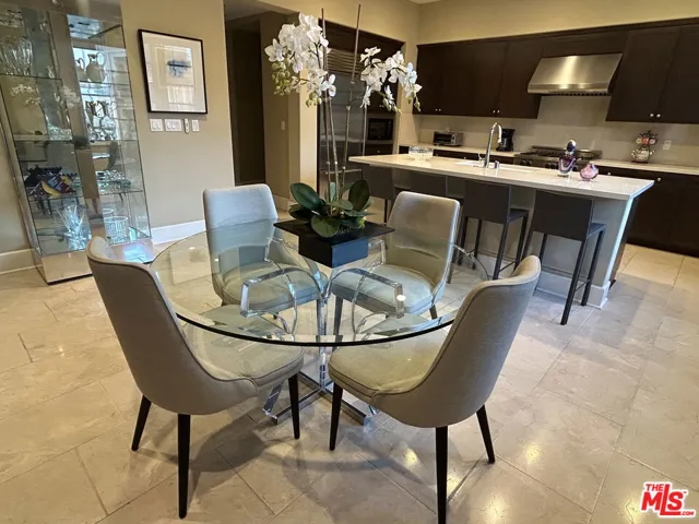 23500 Park Sorrento C33, Calabasas, California 91302