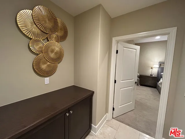 23500 Park Sorrento C33, Calabasas, California 91302