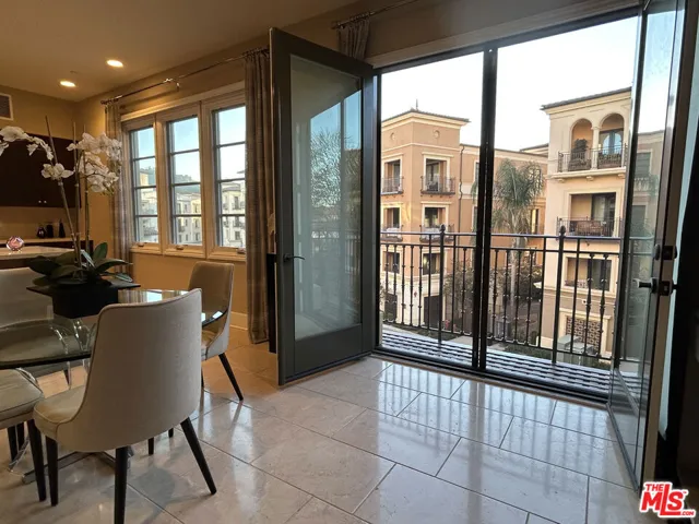 23500 Park Sorrento C33, Calabasas, California 91302