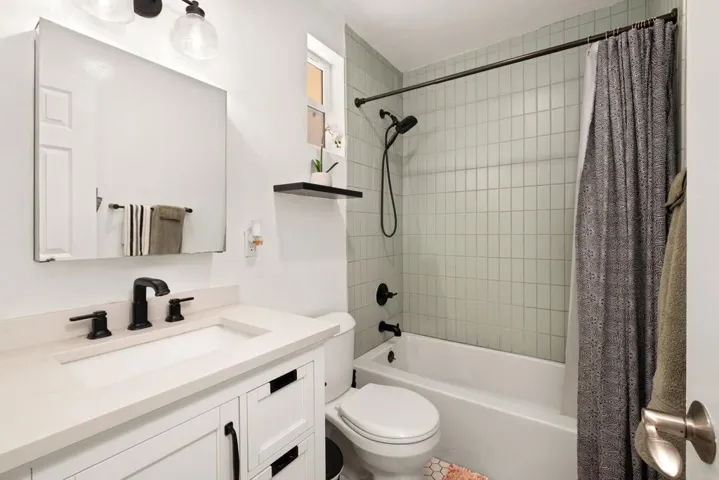 5510 Adelaide Avenue, San Diego, California 92115