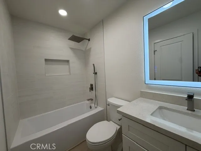 15662 Pacific, Tustin, California 92780