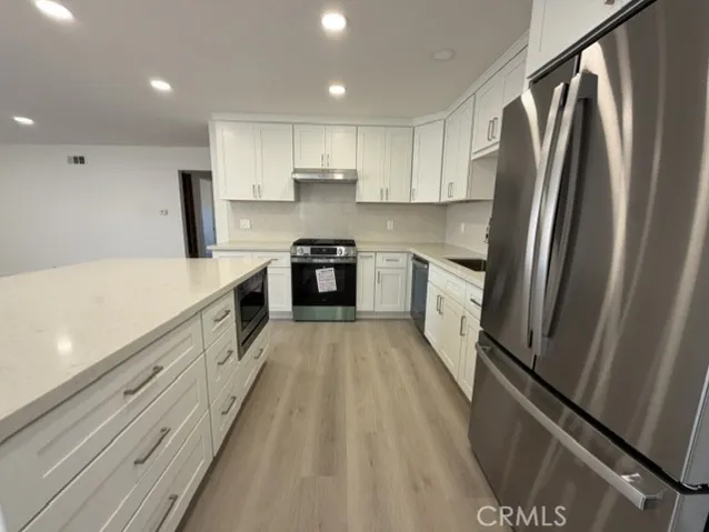 15662 Pacific, Tustin, California 92780