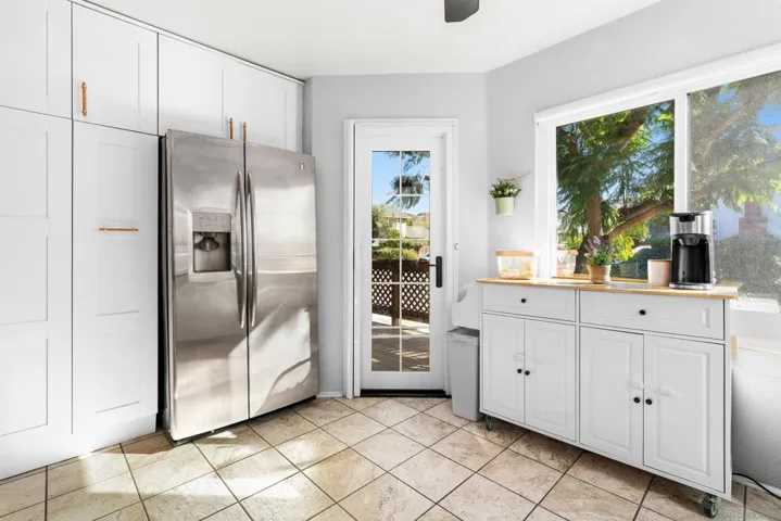 8896 Highwood Dr C, San Diego, California 92119