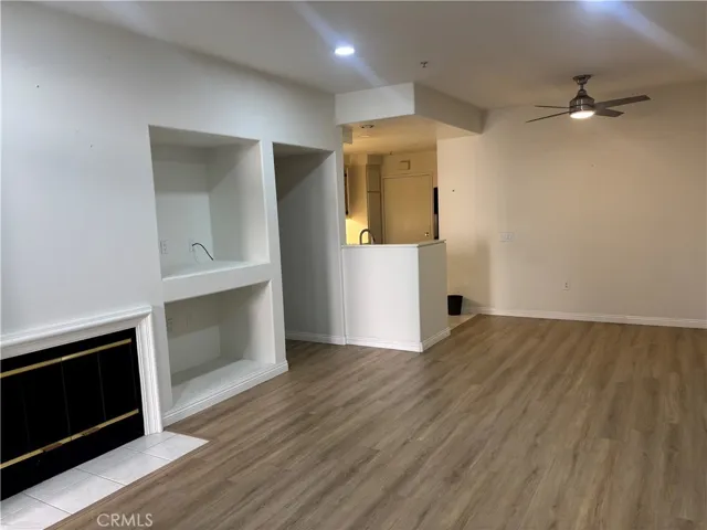 1404 Solvay Aisle, Irvine, California 92606
