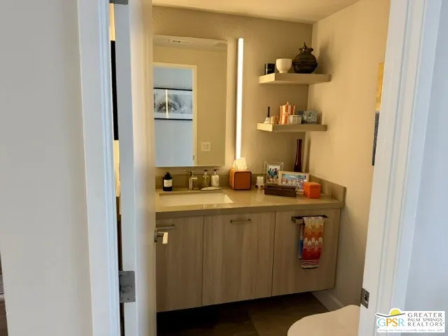 1233 S Tiffany Circle, Palm Springs, California 92262