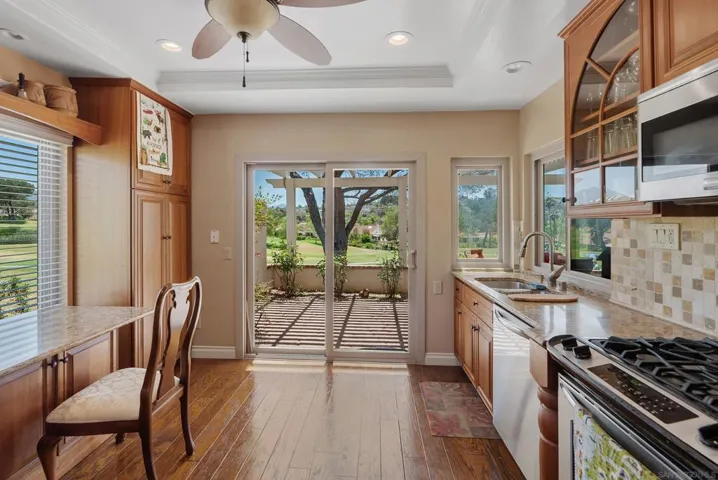 12797 Rueda Acayan, San Diego, California 92128