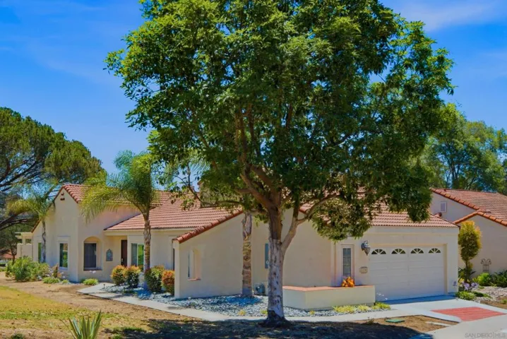 12797 Rueda Acayan, San Diego, California 92128