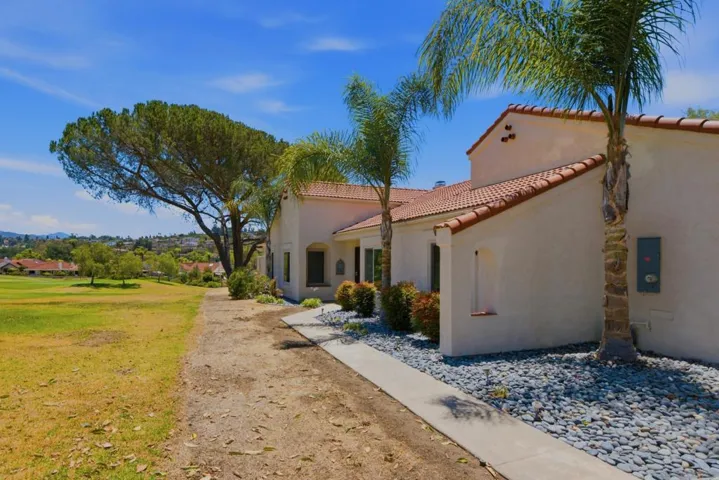 12797 Rueda Acayan, San Diego, California 92128