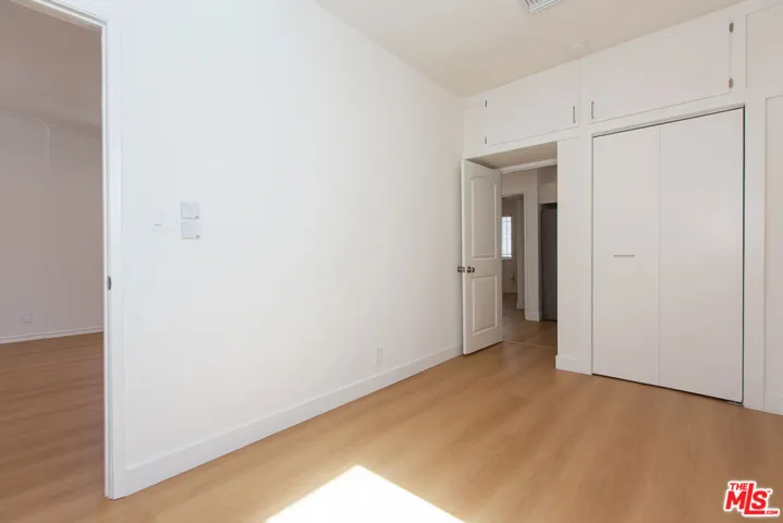 1443 N Mariposa Avenue, Los Angeles, California 90027