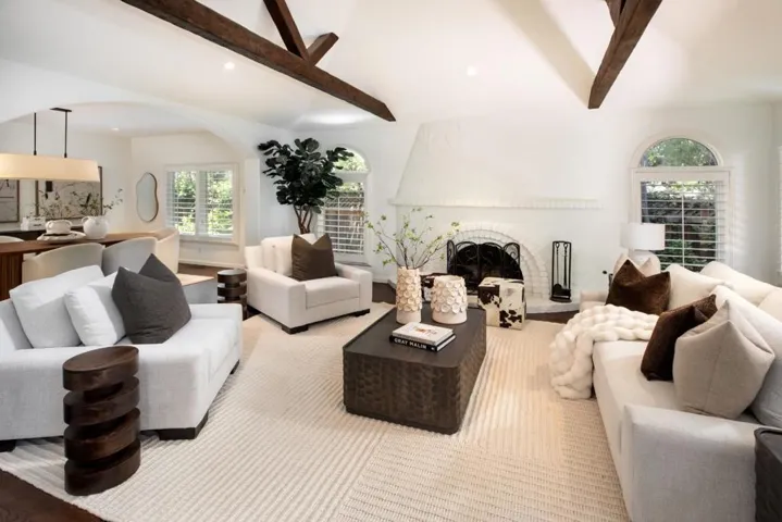 559 Placitas Avenue, Menlo Park, California 94025