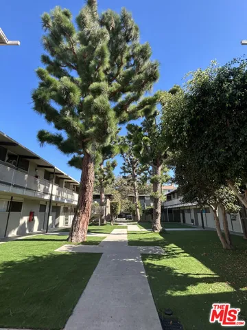 11133 Rose Avenue 5, Los Angeles, California 90034