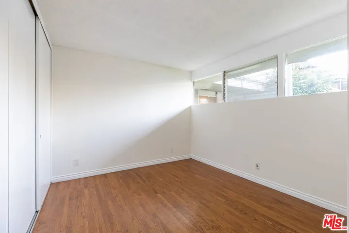 11133 Rose Avenue 5, Los Angeles, California 90034