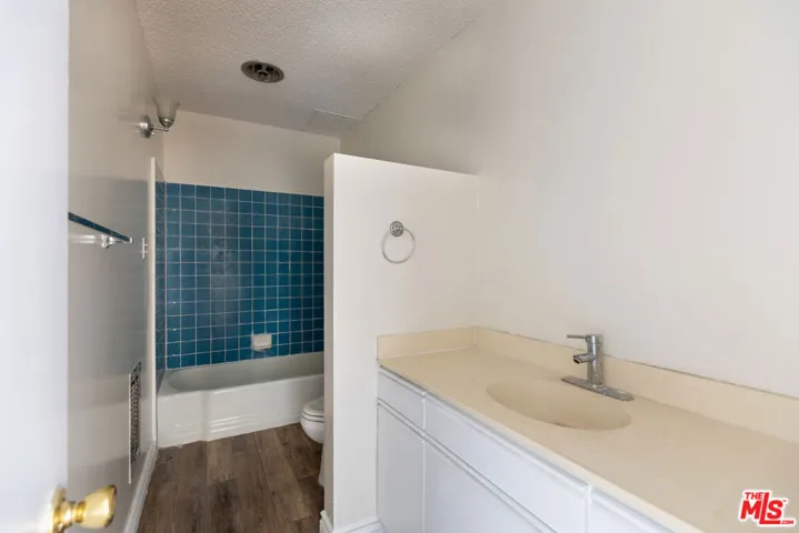 11133 Rose Avenue 5, Los Angeles, California 90034