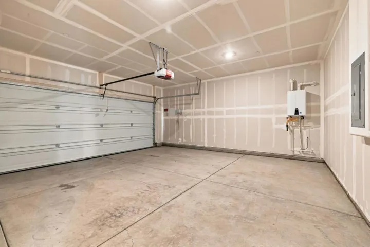 216 Raccoon Hollow Loop, Copperopolis, California 95228