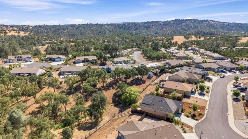 216 Raccoon Hollow Loop, Copperopolis, California 95228
