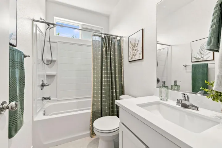 216 Raccoon Hollow Loop, Copperopolis, California 95228