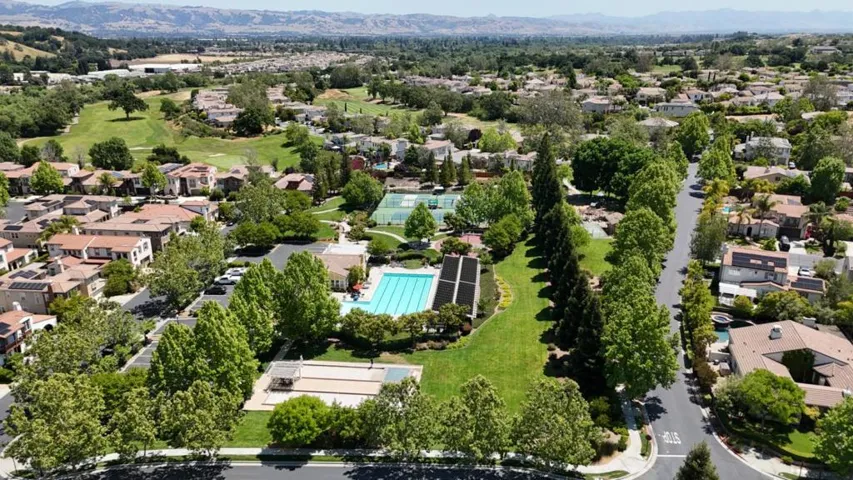 6560 Eagle Ridge Court, Gilroy, California 95020