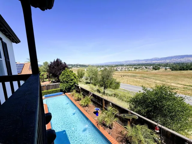 6560 Eagle Ridge Court, Gilroy, California 95020