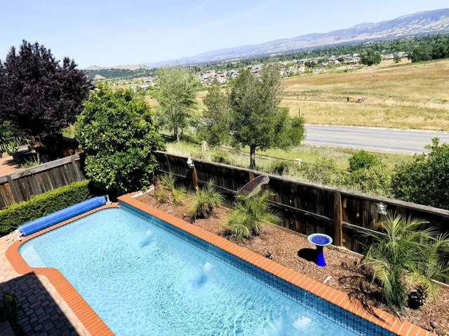 6560 Eagle Ridge Court, Gilroy, California 95020